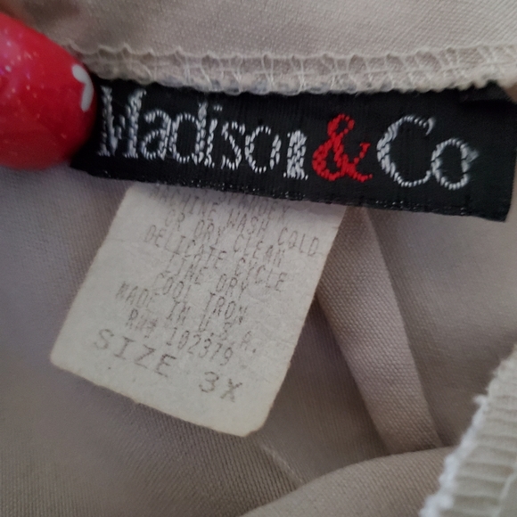 Pant's - Picture 2 of 2